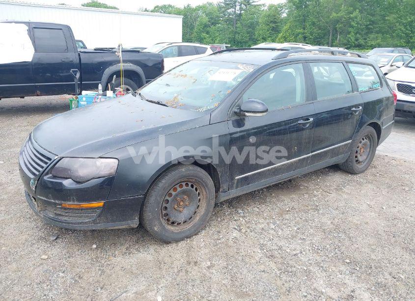 Photo 2 of 2007 Volkswagen Passat 2.0T (VIN WVWLK73C87E005532)