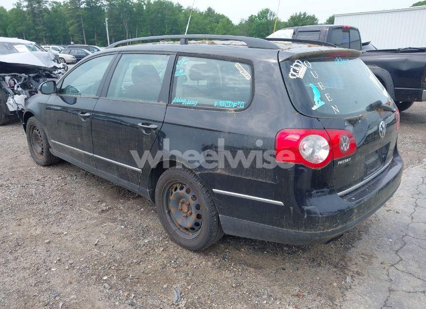 Photo 3 of 2007 Volkswagen Passat 2.0T (VIN WVWLK73C87E005532)