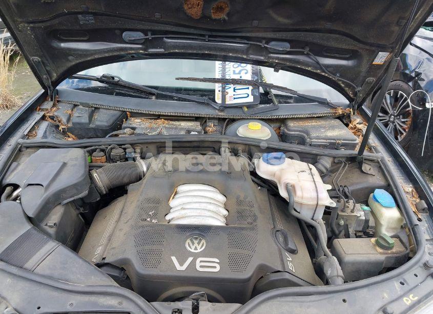 Photo 10 of 1999 Volkswagen Passat GLS V6 (VIN WVWMD63B2XE351611)
