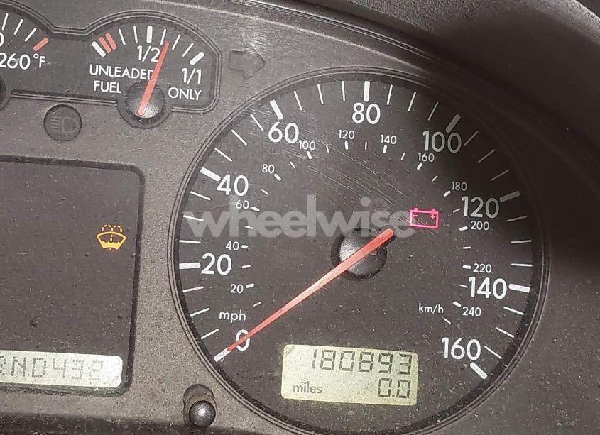 Photo 15 of 1999 Volkswagen Passat GLS V6 (VIN WVWMD63B2XE351611)