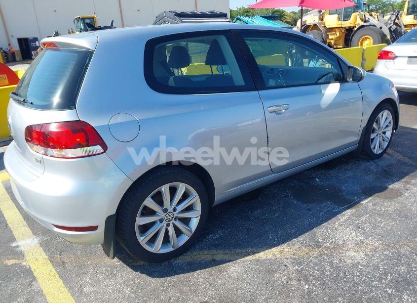 Photo 4 of 2012 Volkswagen Golf TDI 2-DOOR (VIN WVWMM7AJXCW111761)