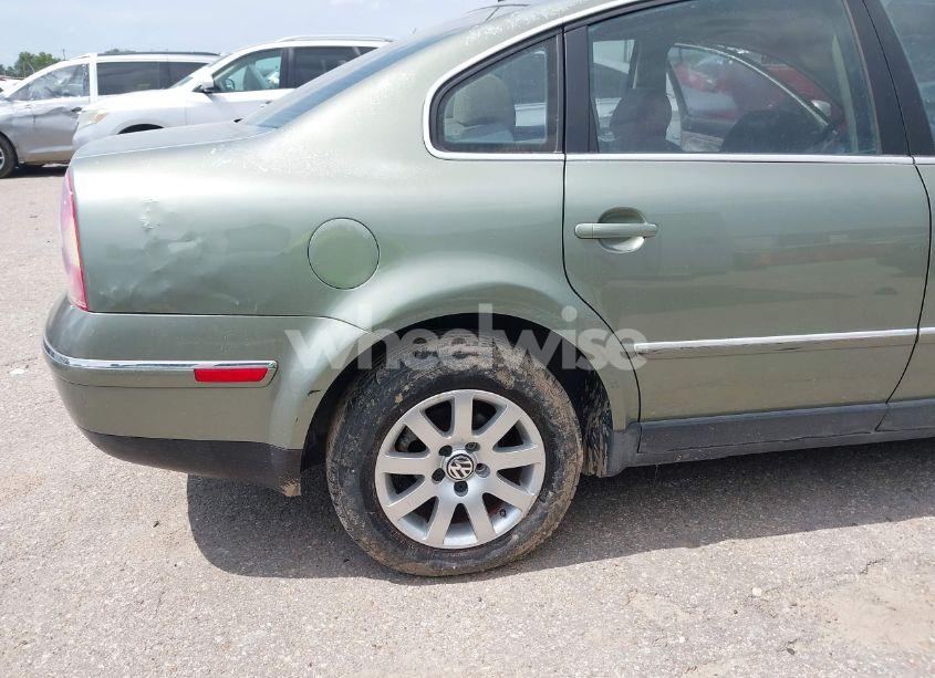 Photo 13 of 2003 Volkswagen Passat GLS (VIN WVWPD63B43E004420)