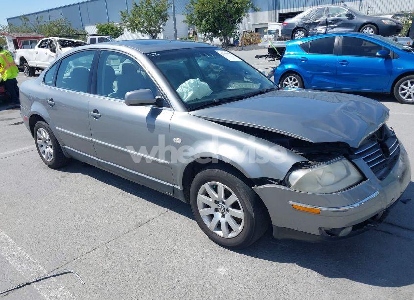 2003 Volkswagen Passat GLS (VIN WVWPD63B93P045100) main photo