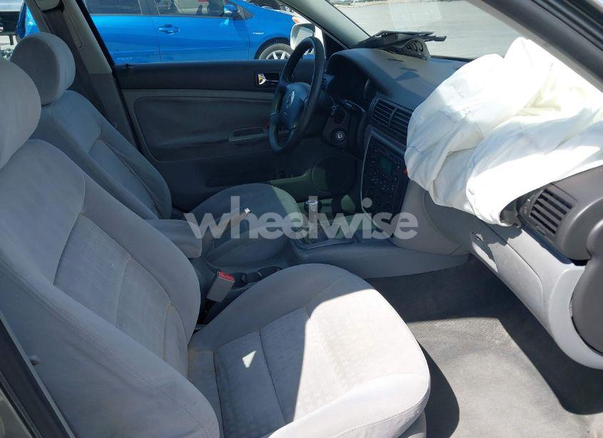 Photo 5 of 2003 Volkswagen Passat GLS (VIN WVWPD63B93P045100)