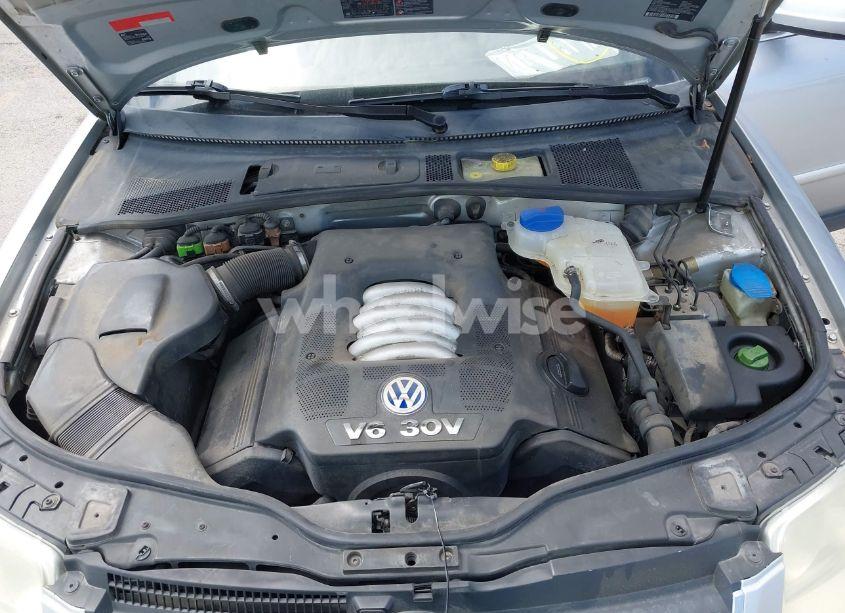 Photo 10 of 2003 Volkswagen Passat GLX (VIN WVWRH63B93P091717)