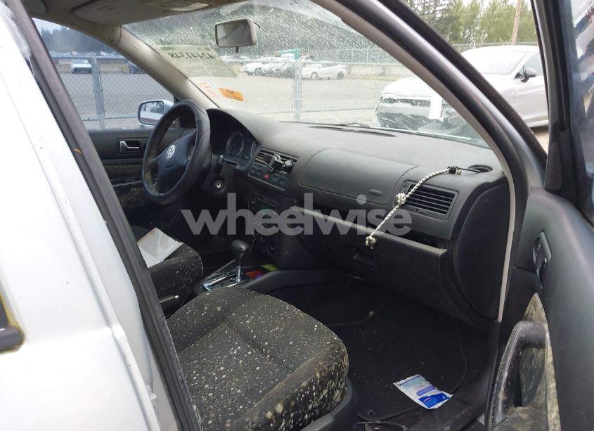 Photo 5 of 2005 Volkswagen Jetta GL TDI (VIN WVWRR61J95W041321)