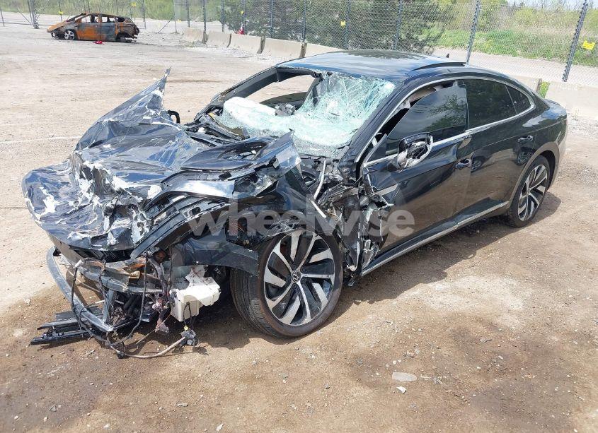 Photo 2 of 2021 Volkswagen Arteon 2.0T SEL R-LINE (VIN WVWSR7AN1ME005265)