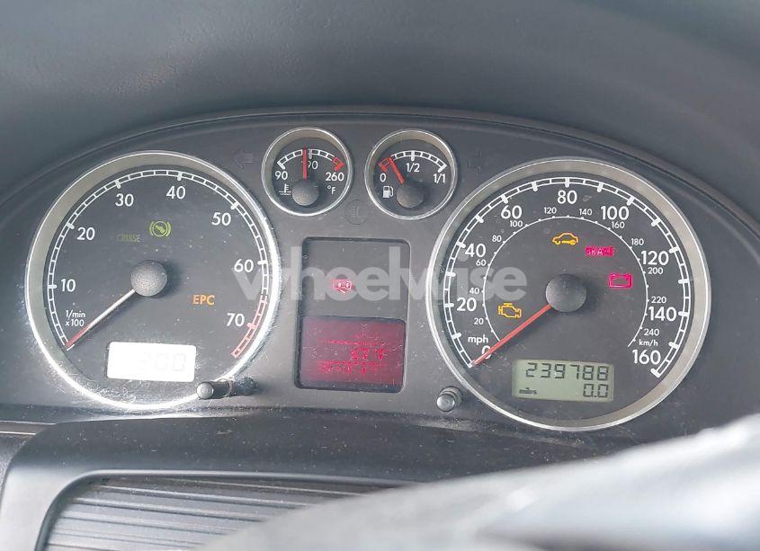 Photo 7 of 2002 Volkswagen Passat GLX (VIN WVWTH63B52P177417)