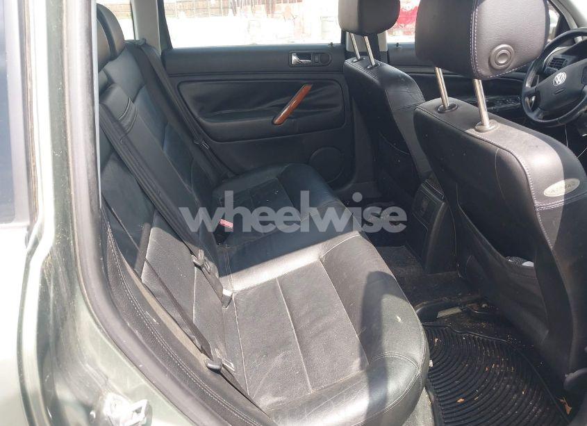 Photo 8 of 2002 Volkswagen Passat GLX (VIN WVWTH63B52P177417)