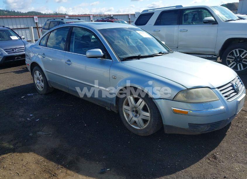 2002 Volkswagen Passat W8 (VIN WVWUK63B02P308663) main photo