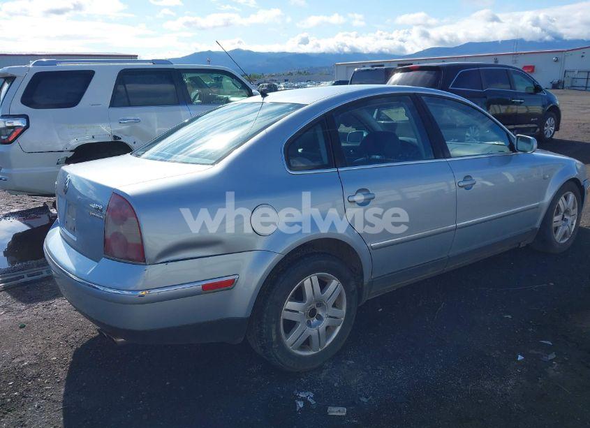 Photo 4 of 2002 Volkswagen Passat W8 (VIN WVWUK63B02P308663)