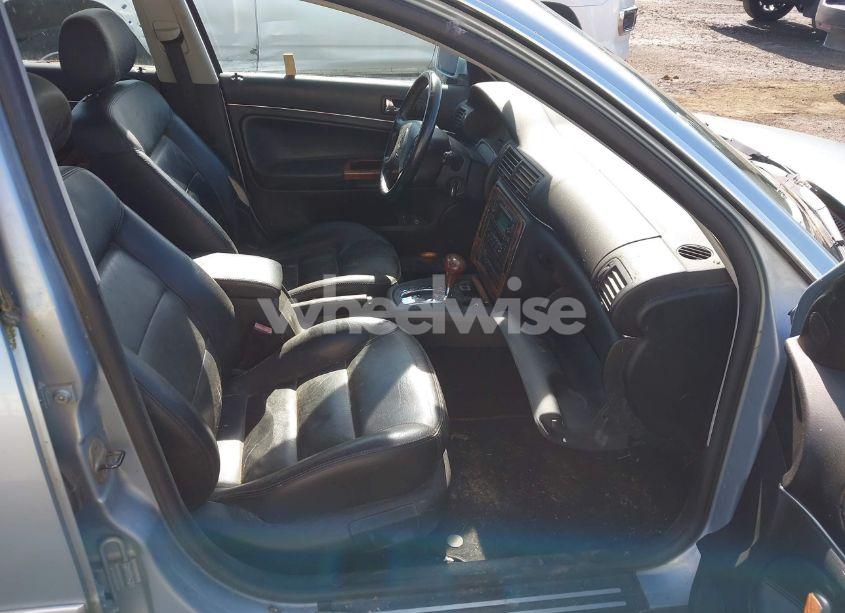 Photo 5 of 2002 Volkswagen Passat W8 (VIN WVWUK63B02P308663)