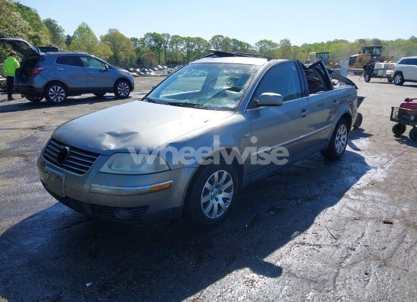 Photo 2 of 2003 Volkswagen Passat GLS (VIN WVWVD63B13E072679)