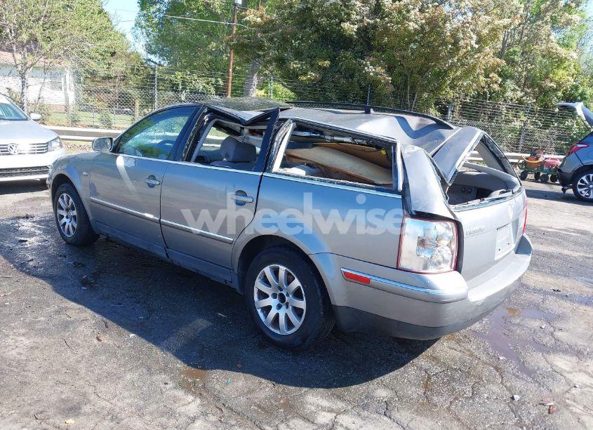 Photo 3 of 2003 Volkswagen Passat GLS (VIN WVWVD63B13E072679)