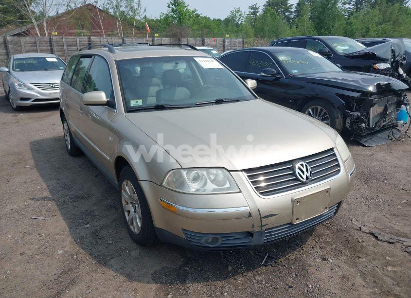 Photo 6 of 2001 Volkswagen Passat GLS (VIN WVWVD63B61E177862)