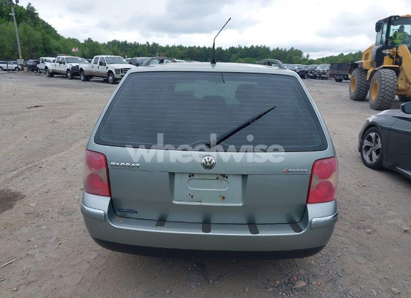 Photo 16 of 2004 Volkswagen Passat GLS (VIN WVWVD63BX4E290945)