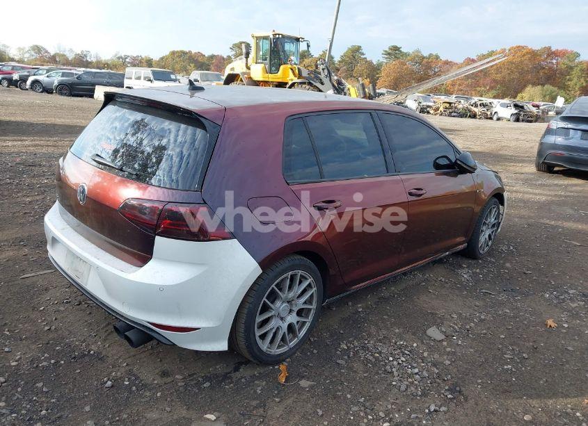 Photo 4 of 2017 Volkswagen Golf R 4-DOOR W/DCC NAVIGATION (VIN WVWVF7AU2HW072048)