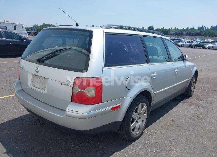 Photo 4 of 2002 Volkswagen Passat GLX (VIN WVWYH63B22E251202)