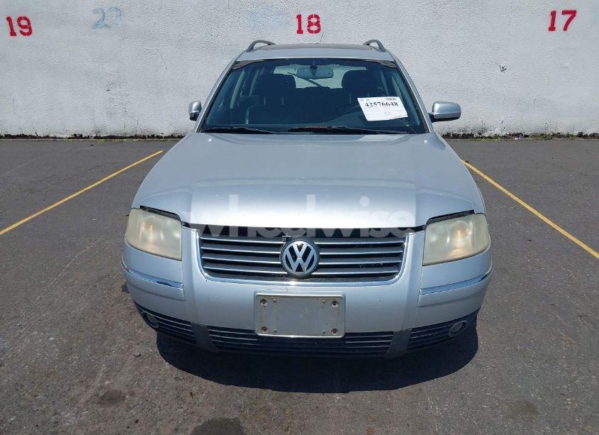 Photo 6 of 2002 Volkswagen Passat GLX (VIN WVWYH63B22E251202)