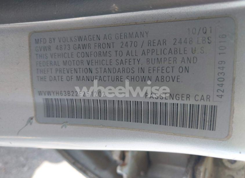 Photo 9 of 2002 Volkswagen Passat GLX (VIN WVWYH63B22E251202)