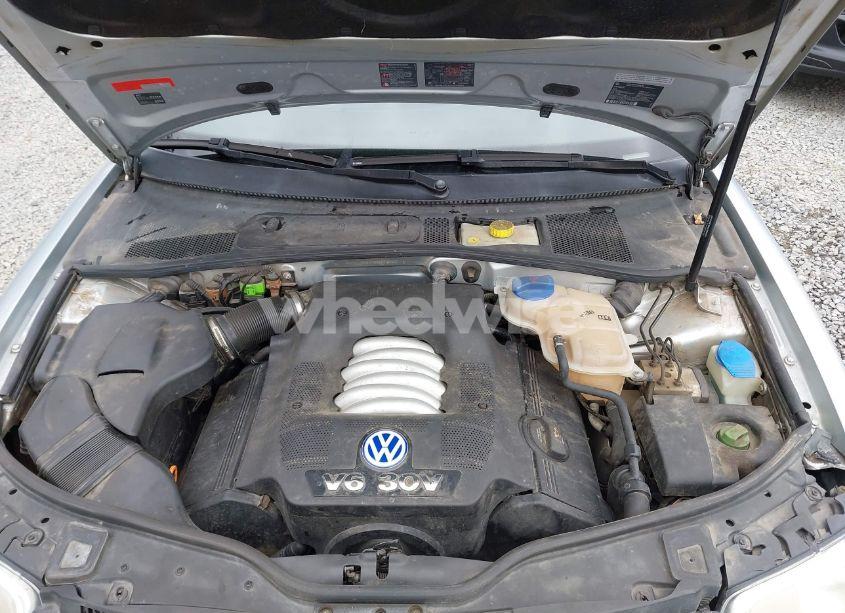 Photo 10 of 2003 Volkswagen Passat GLX (VIN WVWYH63B73E070842)