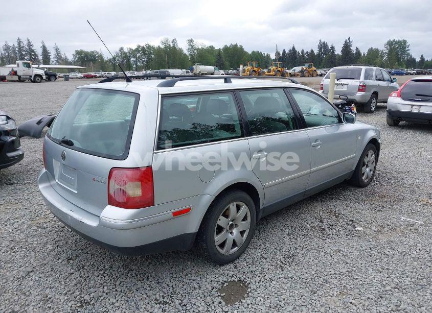 Photo 4 of 2003 Volkswagen Passat GLX (VIN WVWYH63B73E070842)