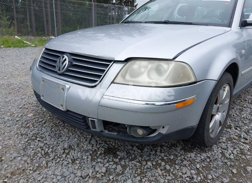 Photo 6 of 2003 Volkswagen Passat GLX (VIN WVWYH63B73E070842)