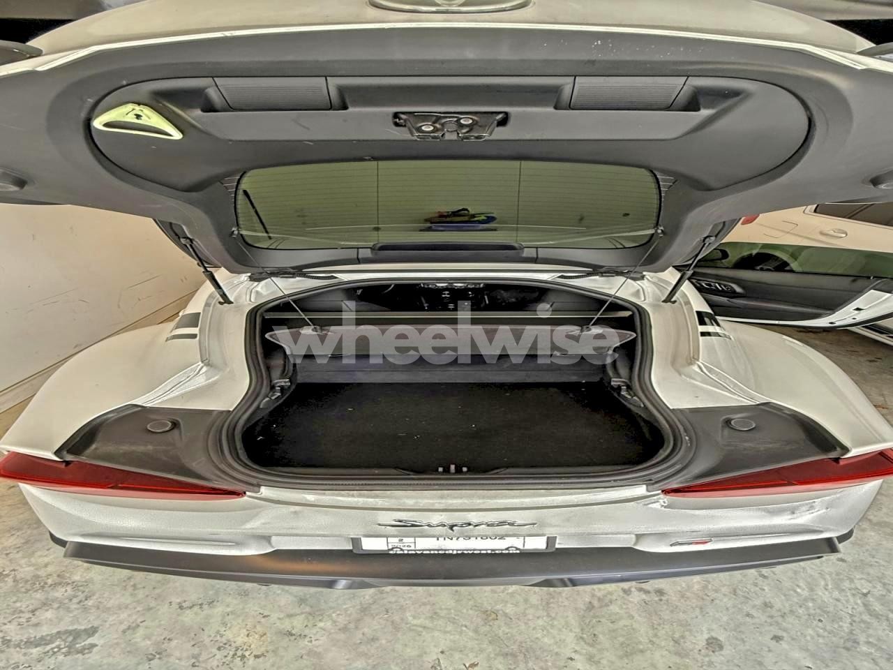 Photo 6 of 2021 TOYOTA SUPRA BASE (VIN WZ1DB0C02MW042827)