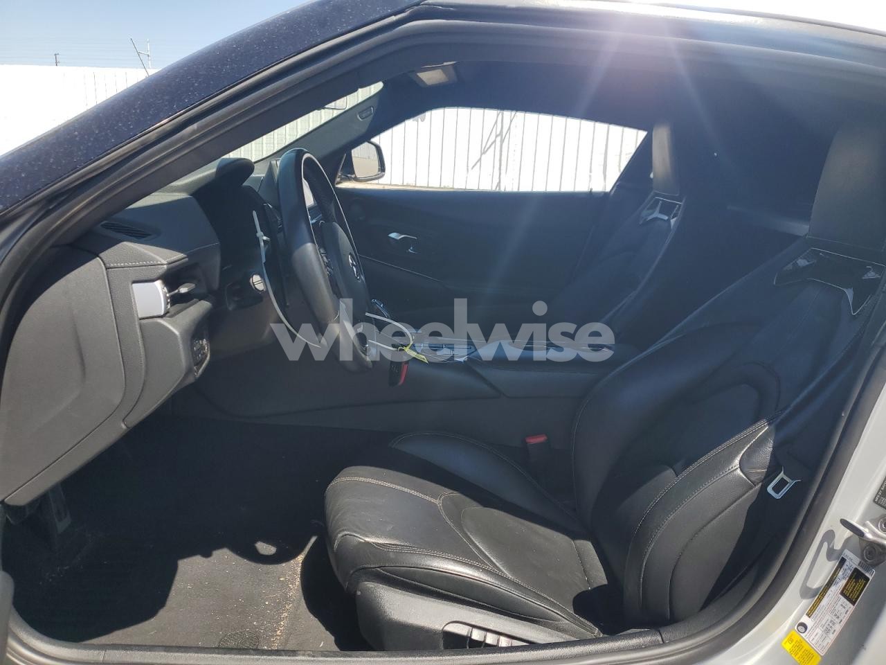 Photo 7 of 2020 TOYOTA SUPRA BASE (VIN WZ1DB4C02LW026309)