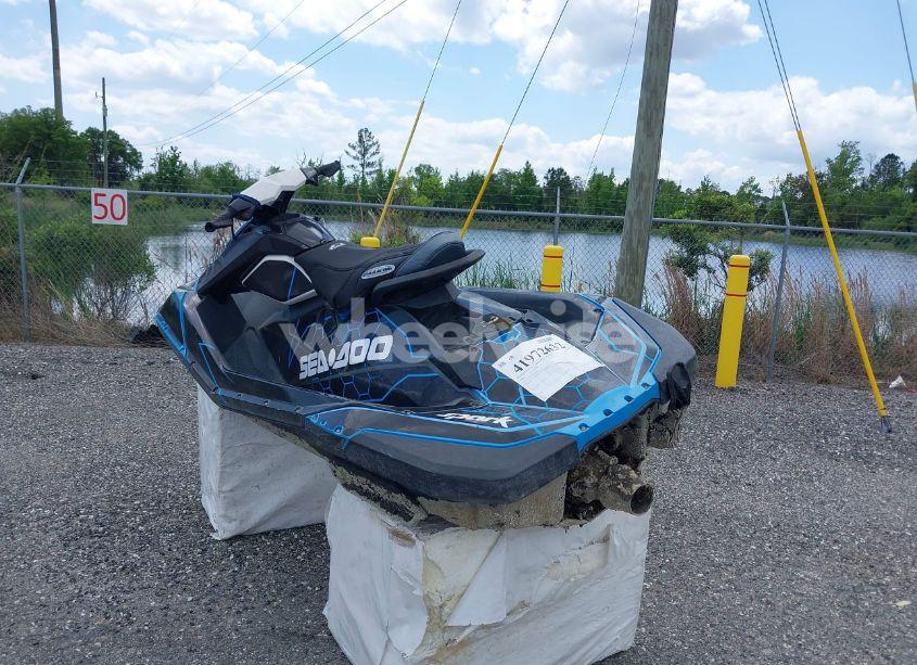 Photo 3 of 2016 Sea Doo OTHER (VIN YDV47761A616)