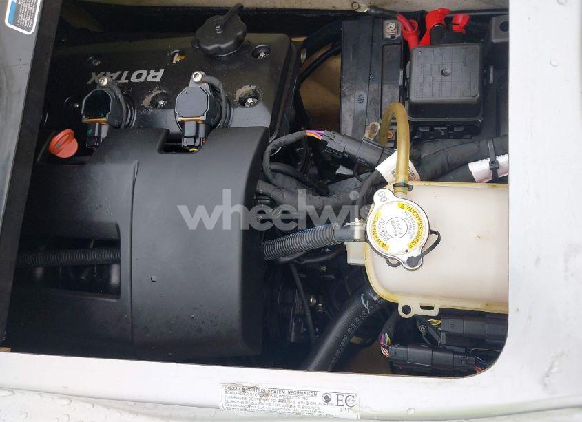 Photo 10 of 2020 Sea Doo GTI (VIN YDV55848C020)