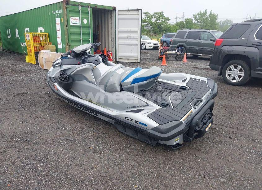 Photo 3 of 2020 Sea Doo GTI (VIN YDV55848C020)
