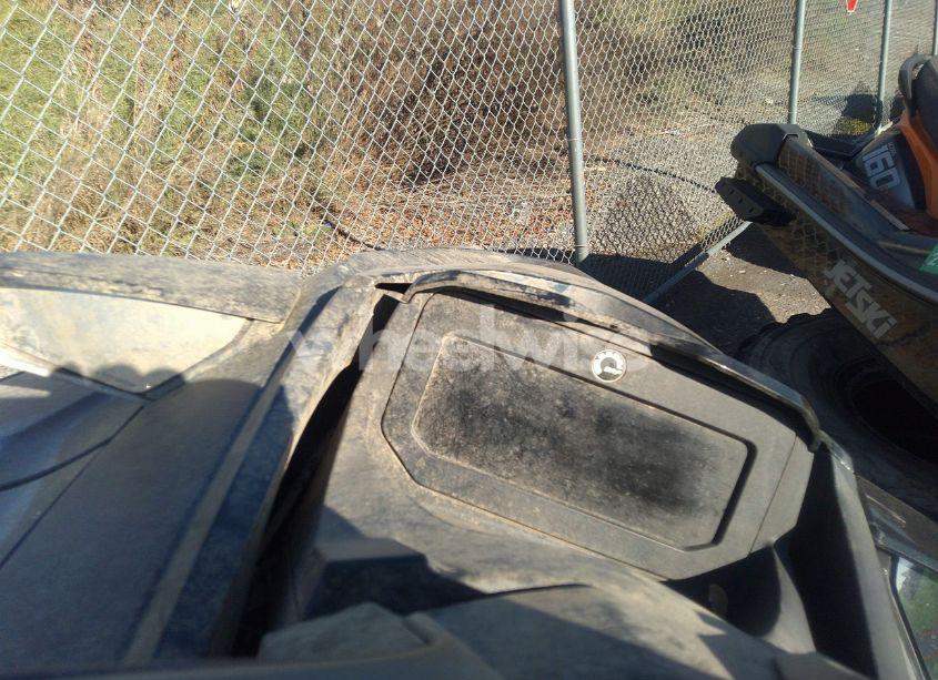 Photo 7 of 2022 Sea Doo RXT-300 (VIN YDV58281B222)