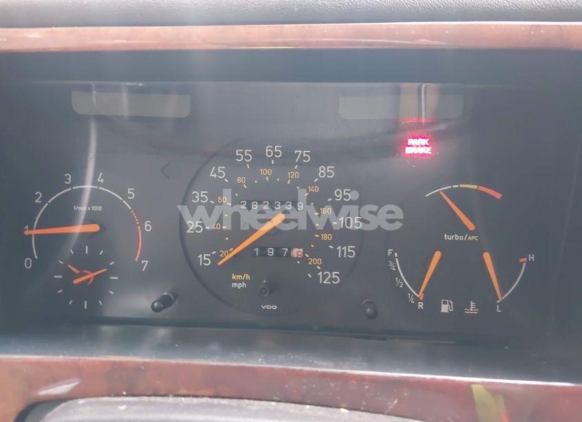 Photo 7 of 1993 Saab 900 COMMEMORATIVE (VIN YS3AL35T6P2017411)
