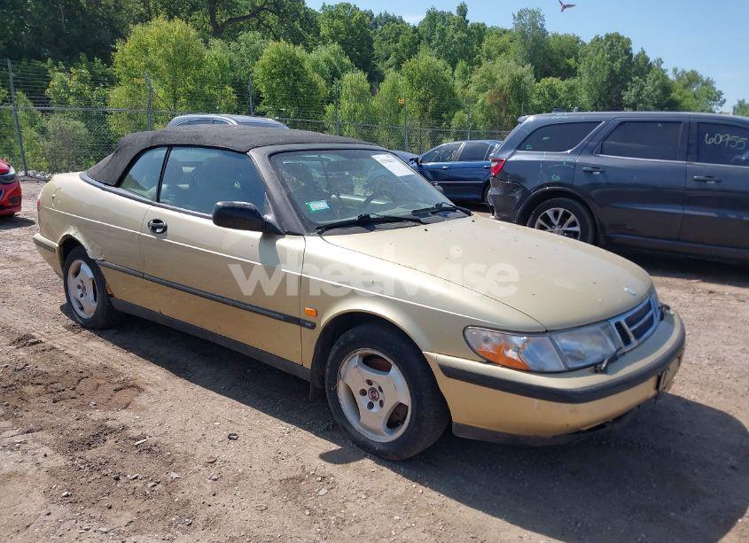 1998 Saab 900 S (VIN YS3DD78B3W7002788) main photo