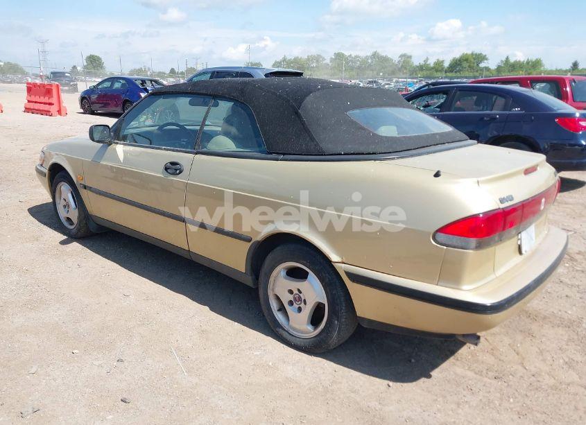 Photo 3 of 1998 Saab 900 S (VIN YS3DD78B3W7002788)