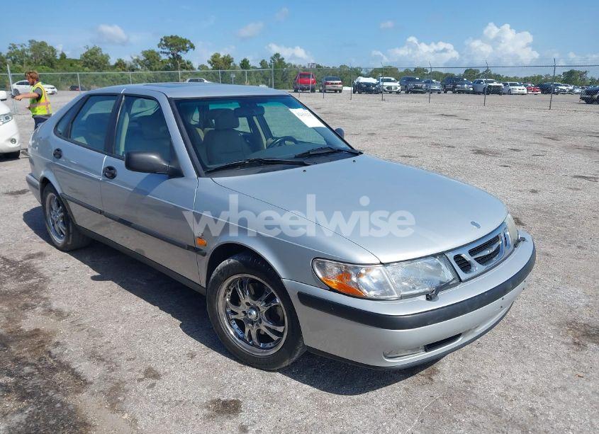 1999 Saab 9-3 SE (VIN YS3DF55P3X2062289) main photo