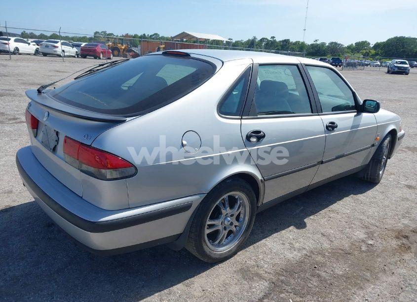 Photo 4 of 1999 Saab 9-3 SE (VIN YS3DF55P3X2062289)