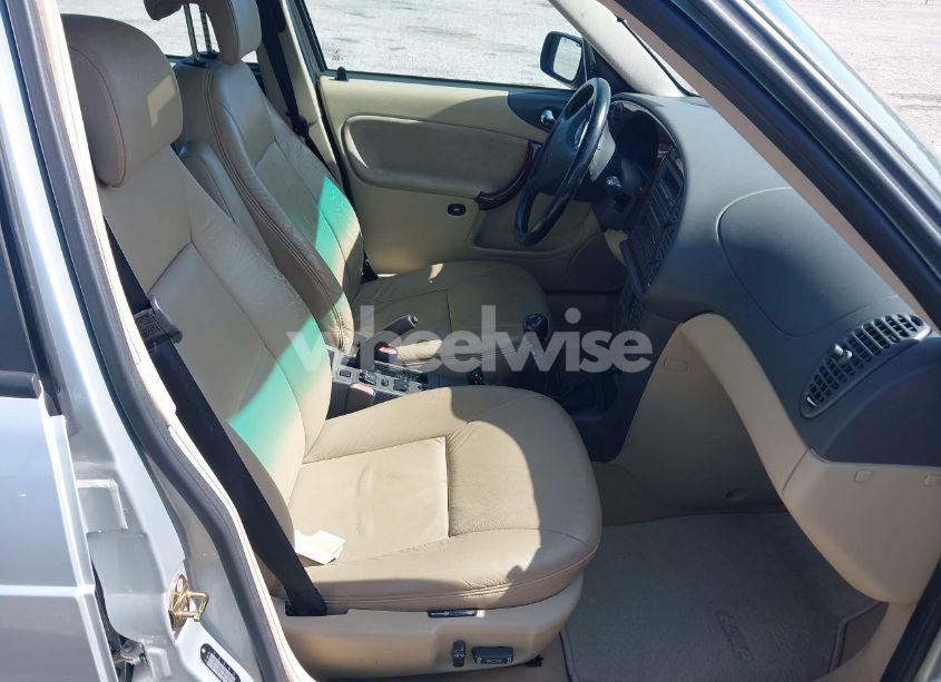 Photo 5 of 1999 Saab 9-3 SE (VIN YS3DF55P3X2062289)