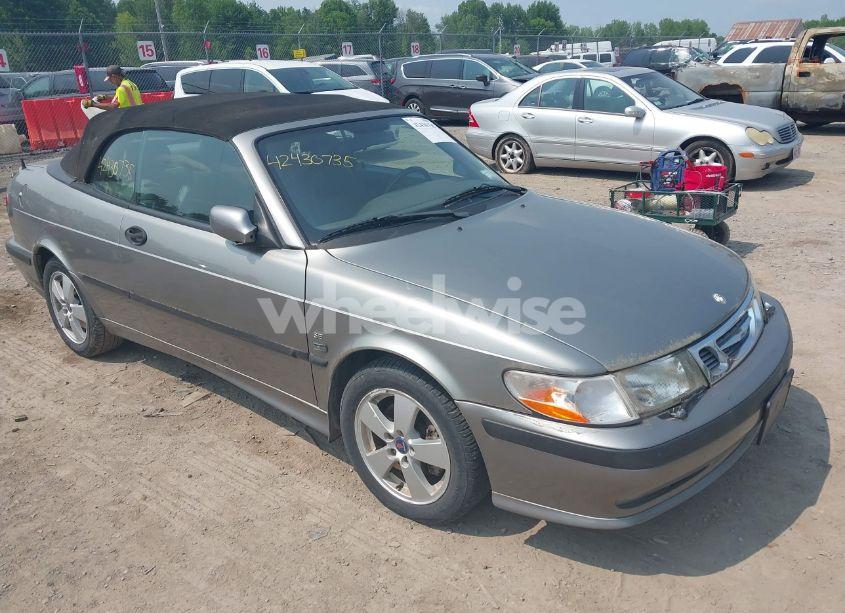 2002 Saab 9-3 SE (VIN YS3DF78K327000639) main photo