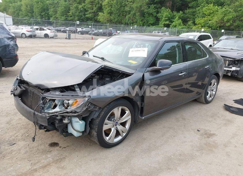 Photo 2 of 2011 Saab 9-5 TURBO4 PREMIUM (VIN YS3GN4AR4B4001189)