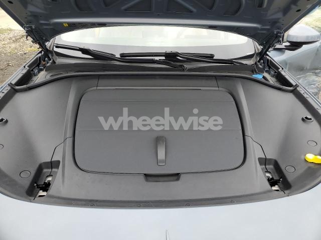 Photo 8 of 2025 POLESTAR 3 N/A (VIN YSREE3YB9SB003239)