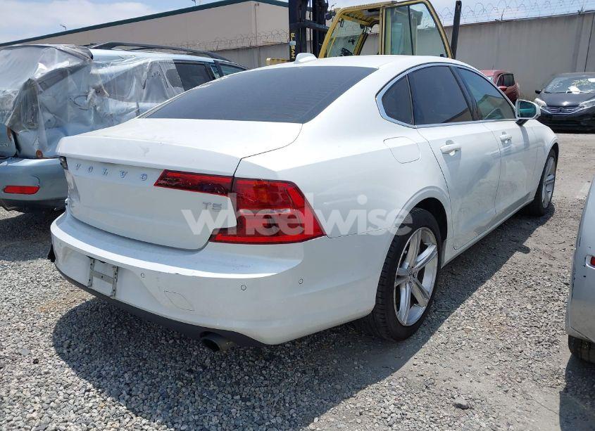 Photo 4 of 2017 Volvo S90 T5 MOMENTUM (VIN YV1102AK1H1017857)