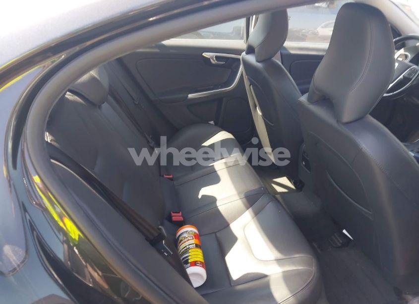 Photo 8 of 2016 Volvo S60 T5 DRIVE-E PREMIER (VIN YV126MFK4G2399690)