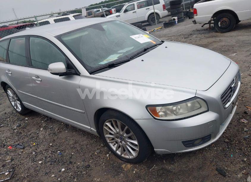 2010 Volvo V50 2.4I (VIN YV1382MW7A2577799) main photo