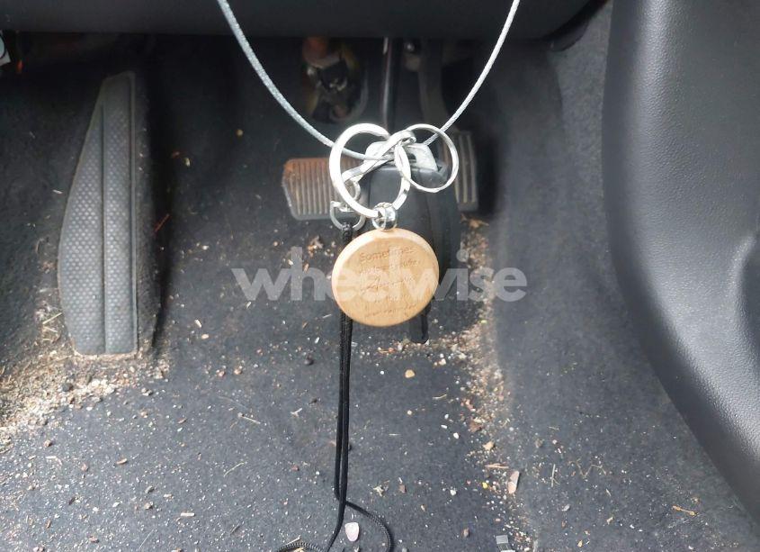 Photo 11 of 2010 Volvo V50 2.4I (VIN YV1382MW7A2577799)