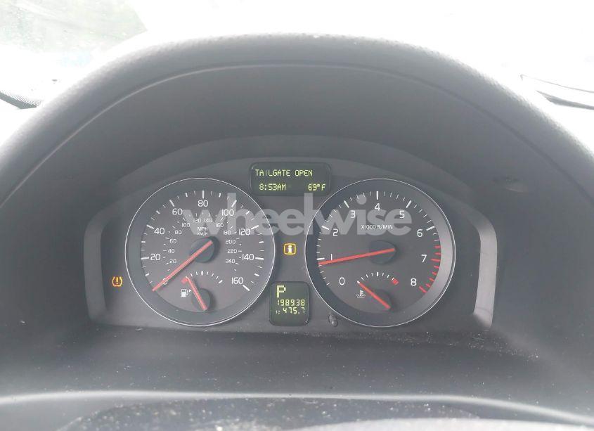 Photo 7 of 2010 Volvo V50 2.4I (VIN YV1382MW7A2577799)