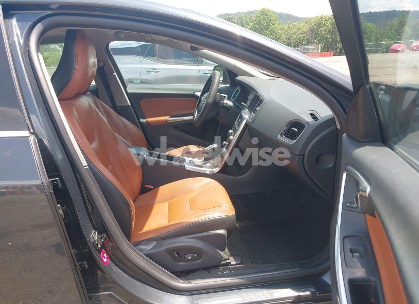 Photo 5 of 2013 Volvo S60 T5 (VIN YV1612FH1D1223996)