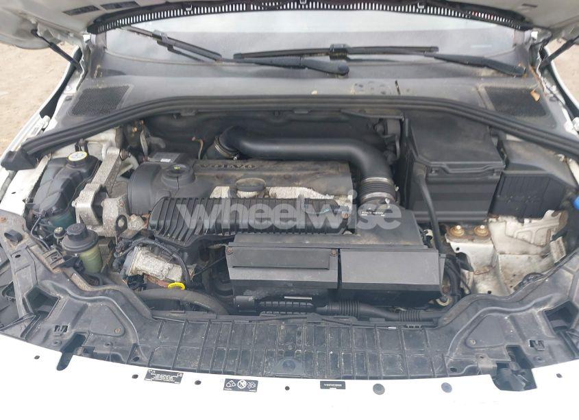 Photo 10 of 2014 Volvo S60 T5 (VIN YV1612FH2E2281028)