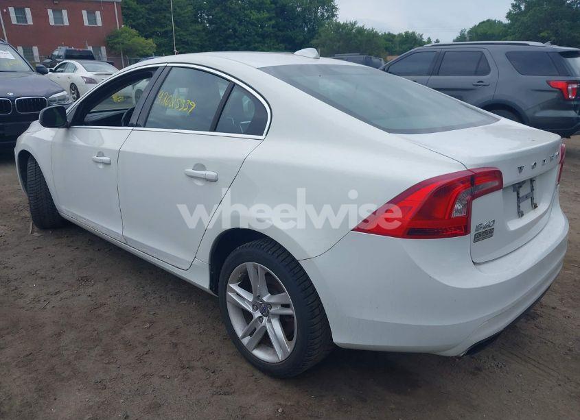 Photo 3 of 2014 Volvo S60 T5 (VIN YV1612FH2E2281028)